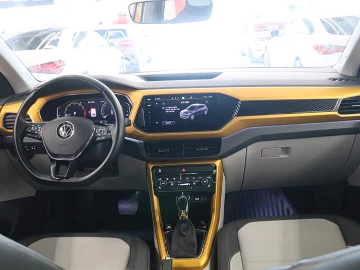 Фото 5 - Volkswagen T-Cross