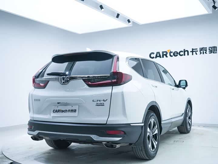 Фото 9 - Honda CR-V