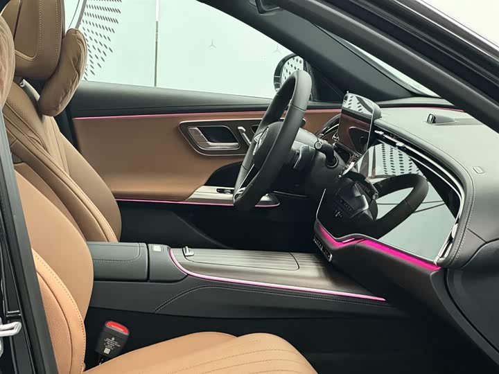 Фото 9 - Mercedes-Benz E-Class Hybrid