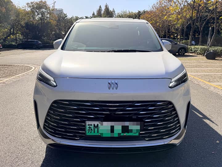 Фото 1 - Buick GL8 Hybrid