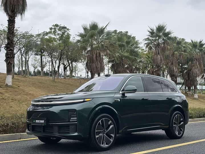 Фото 1 - LiXiang L7