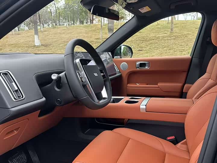 Фото 8 - LiXiang L7