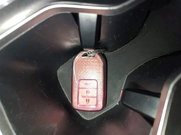 Фото 9 - Honda Accord