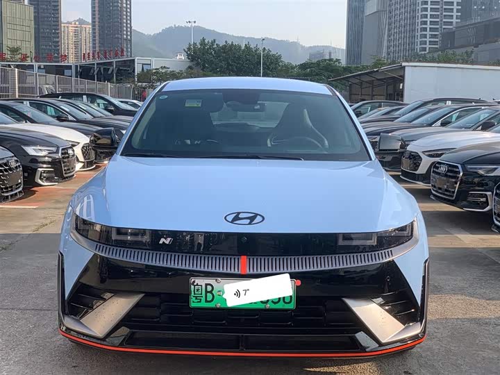 Фото 2 - Hyundai Ioniq 5 N