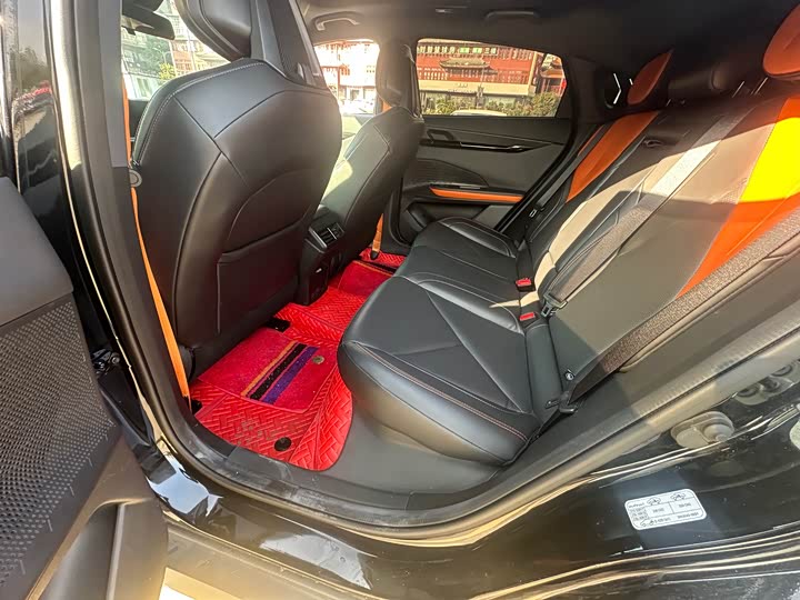 Фото 5 - Changan UNI-V