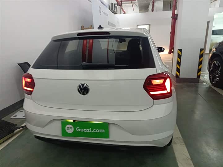 Фото 6 - Volkswagen Polo