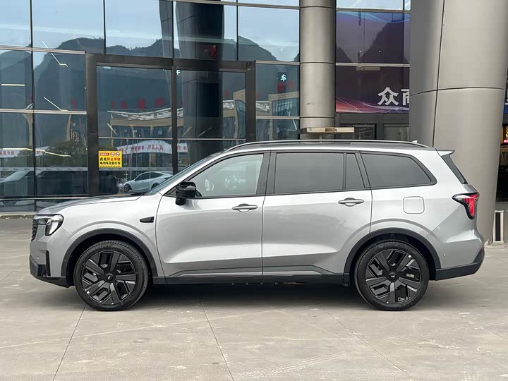 Фото 4 - Ford Equator Hybrid