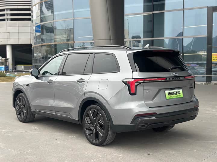 Фото 5 - Ford Equator Hybrid