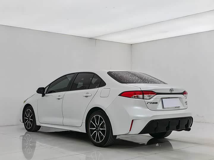 Фото 4 - Toyota Levin