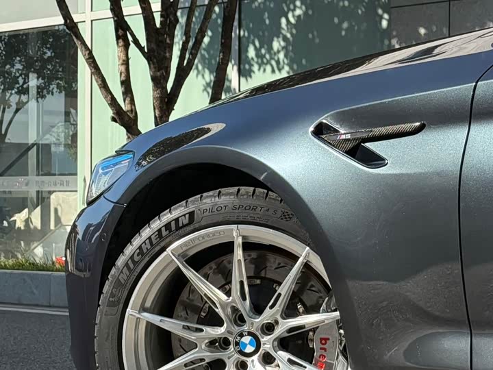 Фото 6 - BMW M5