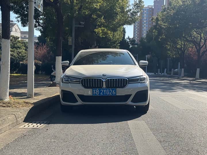 Фото 2 - BMW 5 Series