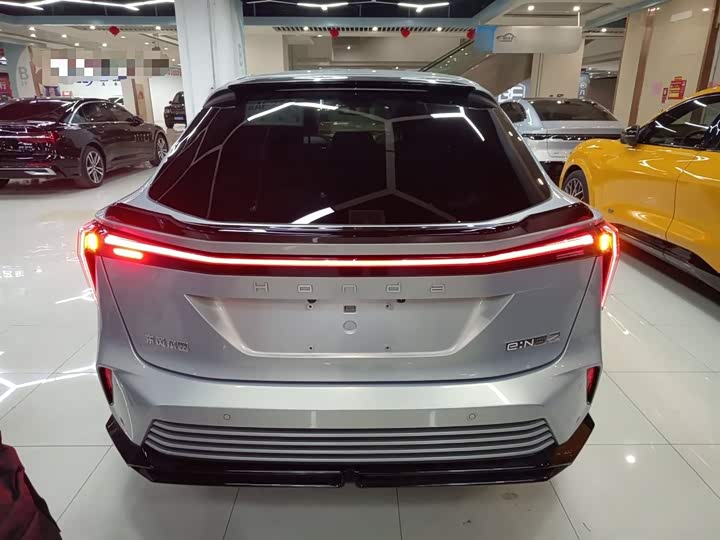 Фото 6 - Honda e:NS2