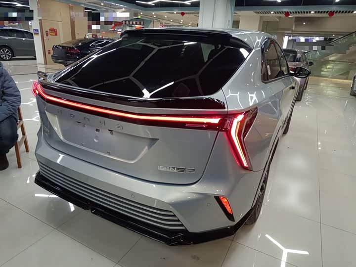 Фото 7 - Honda e:NS2