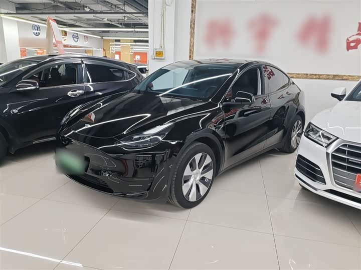 Фото 5 - Tesla Model Y