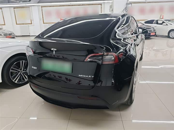 Фото 7 - Tesla Model Y