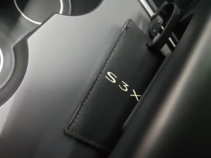 Фото 9 - Tesla Model Y