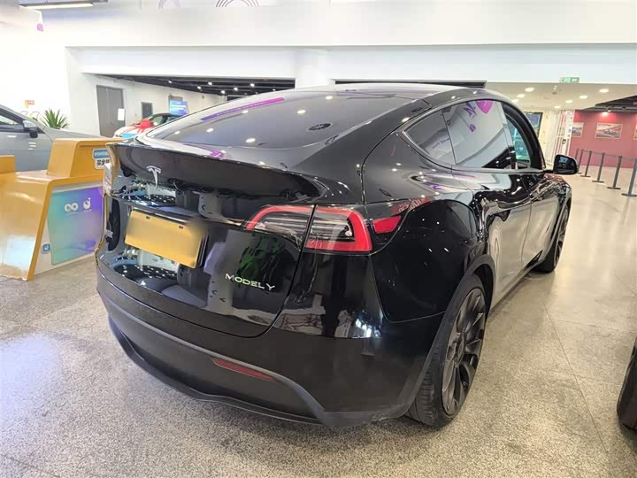 Фото 7 - Tesla Model Y