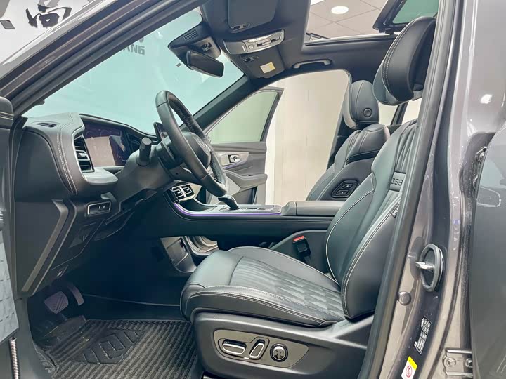 Фото 4 - GAC Trumpchi GS8