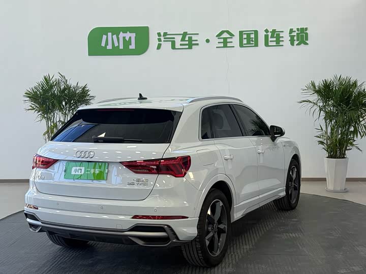 Фото 7 - Audi Q3