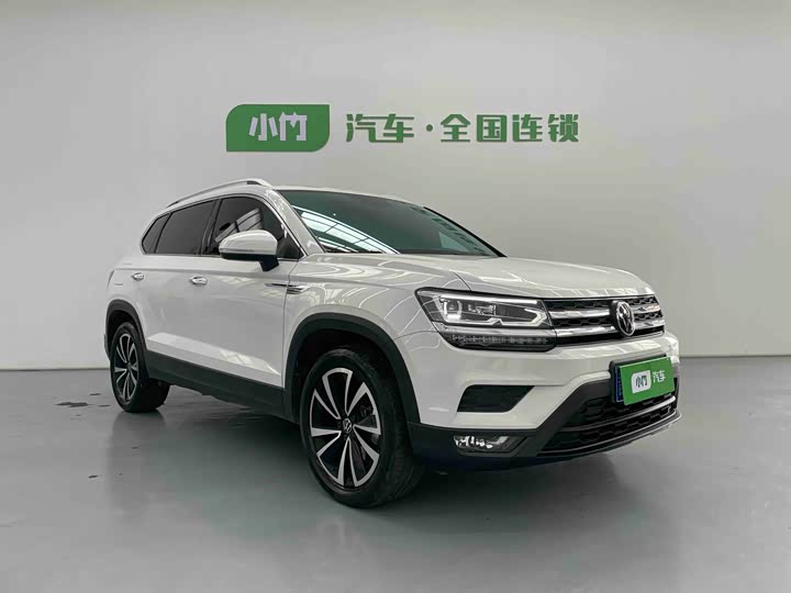 Фото 3 - Volkswagen Tharu