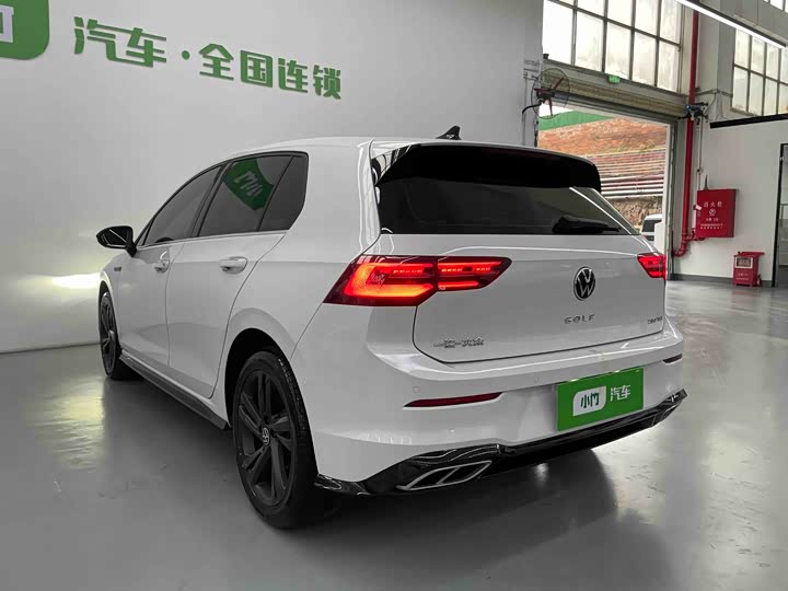 Фото 6 - Volkswagen Golf