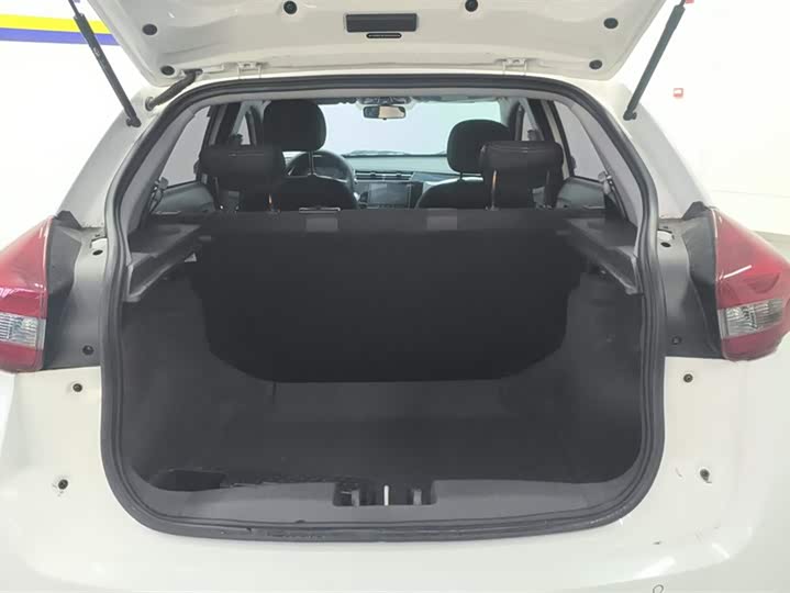 Фото 4 - Chery Tiggo 3x