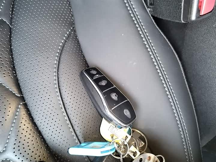 Фото 9 - BYD Sea Lion 07 EV