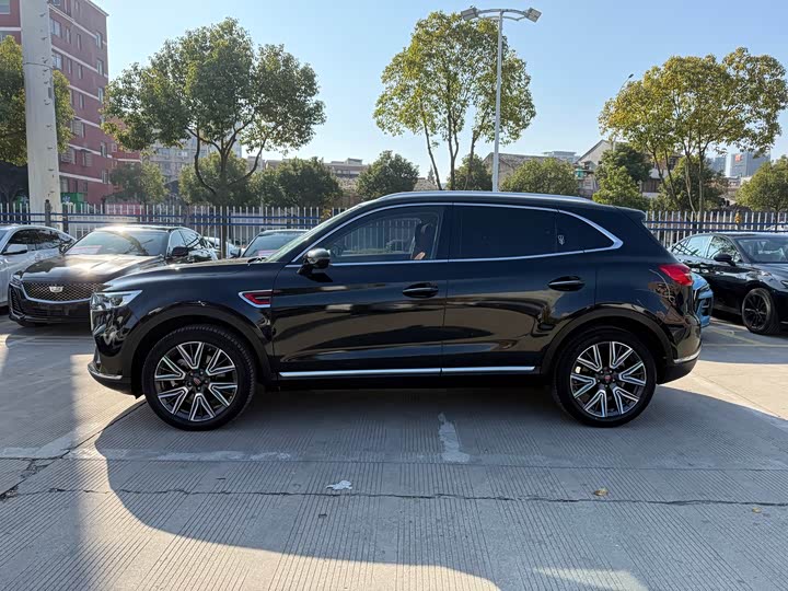 Фото 4 - Hongqi HS5