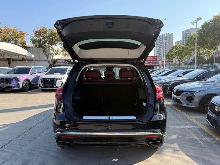 Фото 8 - Hongqi HS5