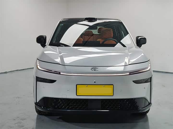 Фото 3 - Toyota bZ3X