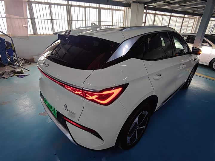 Фото 7 - BYD Yuan Plus