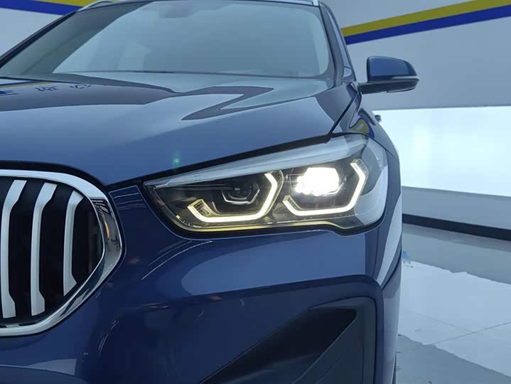 Фото 5 - BMW X1
