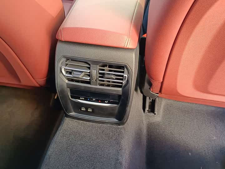 Фото 8 - BMW 3 Series