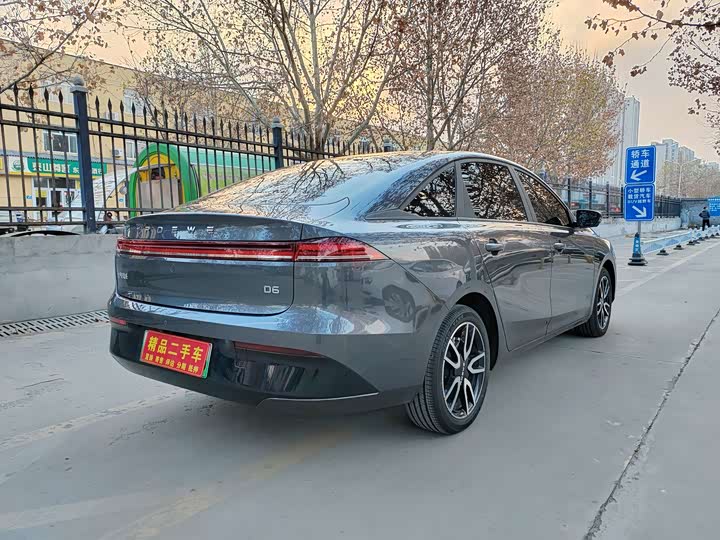 Фото 4 - Roewe D6