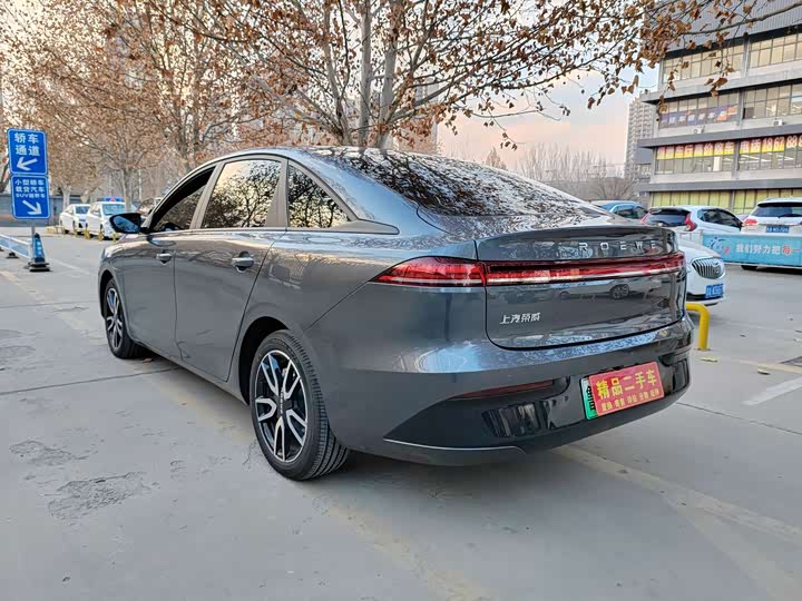 Фото 6 - Roewe D6