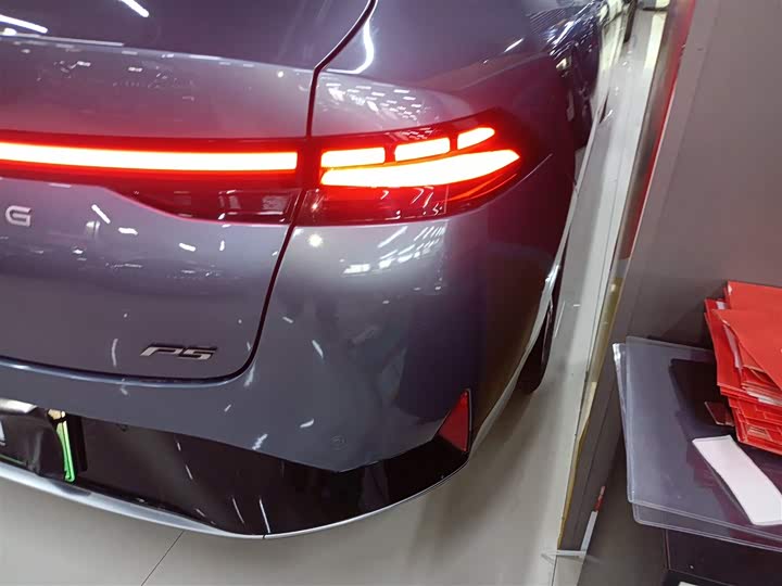 Фото 8 - XPeng P5