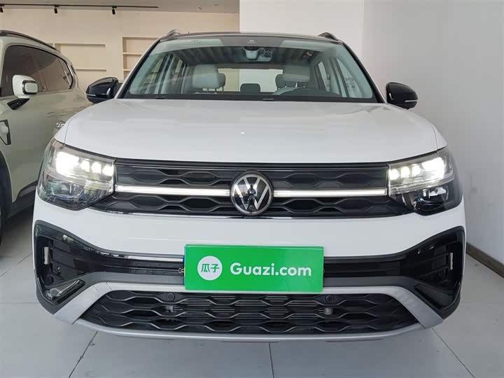 Фото 3 - Volkswagen Tharu