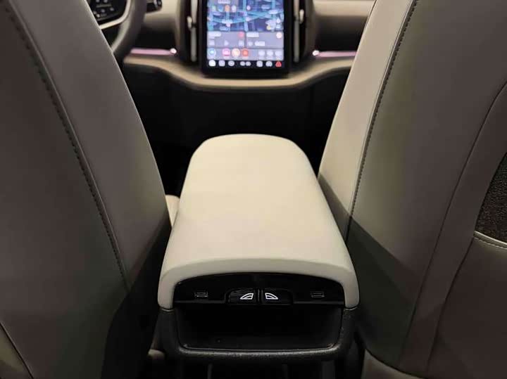 Фото 7 - Volvo EX30