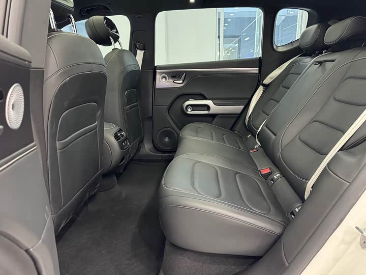 Фото 6 - Smart #5