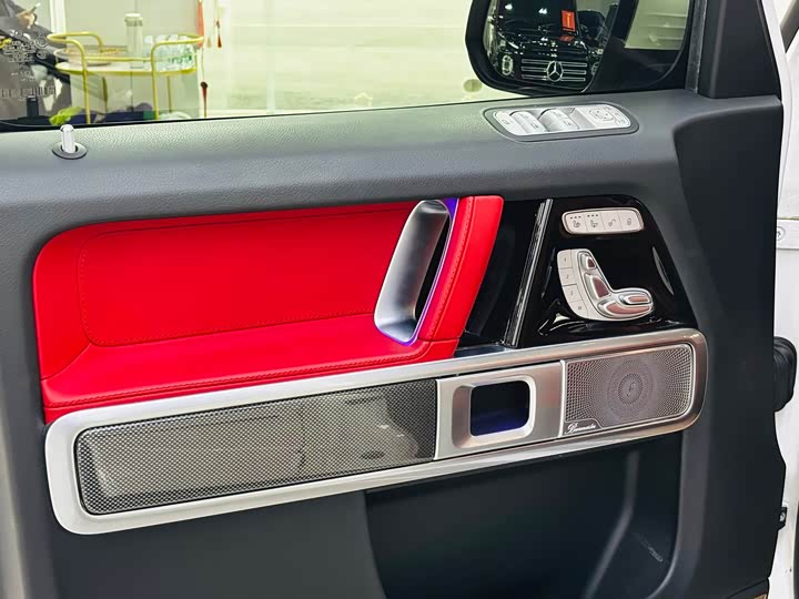 Фото 6 - Mercedes-Benz G-Class