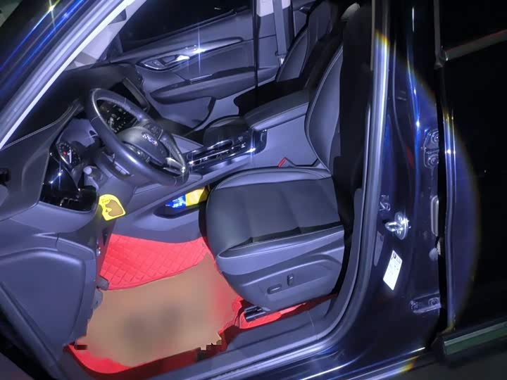 Фото 8 - Buick Envision Plus