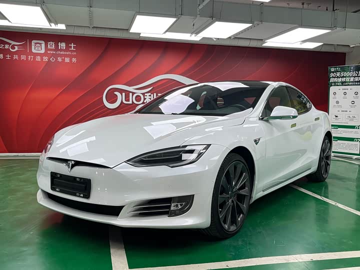 Фото 1 - Tesla Model S