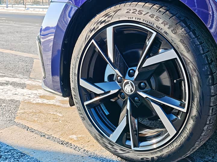 Фото 4 - Skoda Octavia Pro