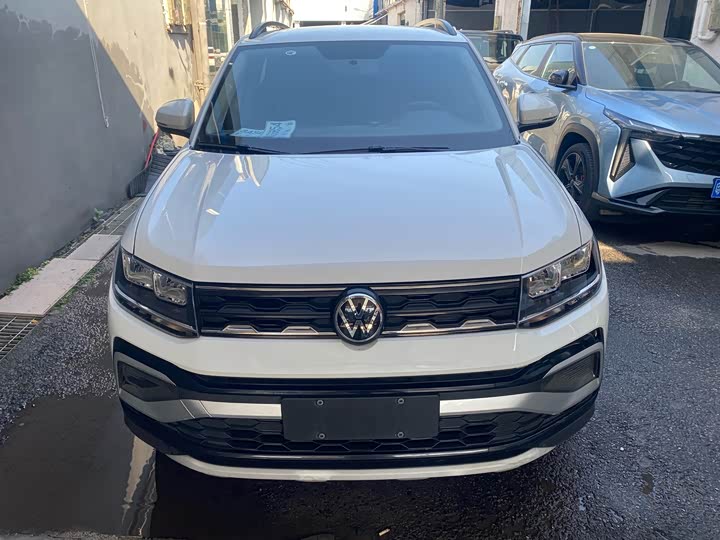 Фото 2 - Volkswagen T-Cross