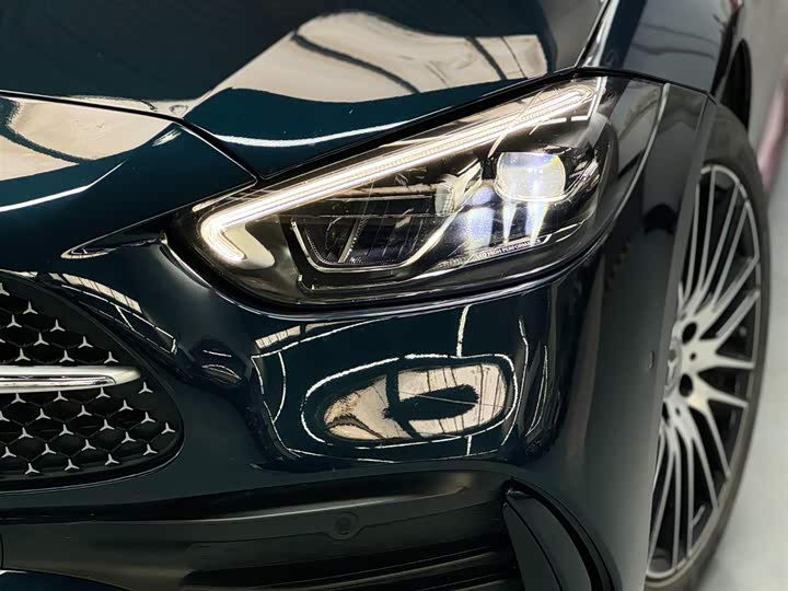 Фото 3 - Mercedes-Benz C-Class