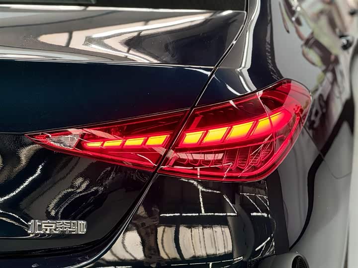 Фото 4 - Mercedes-Benz C-Class