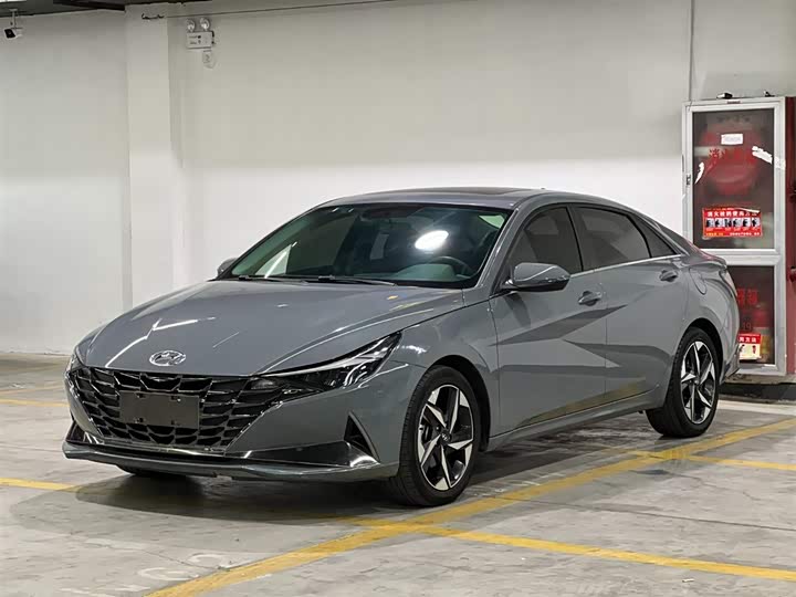 Фото 1 - Hyundai Elantra N line