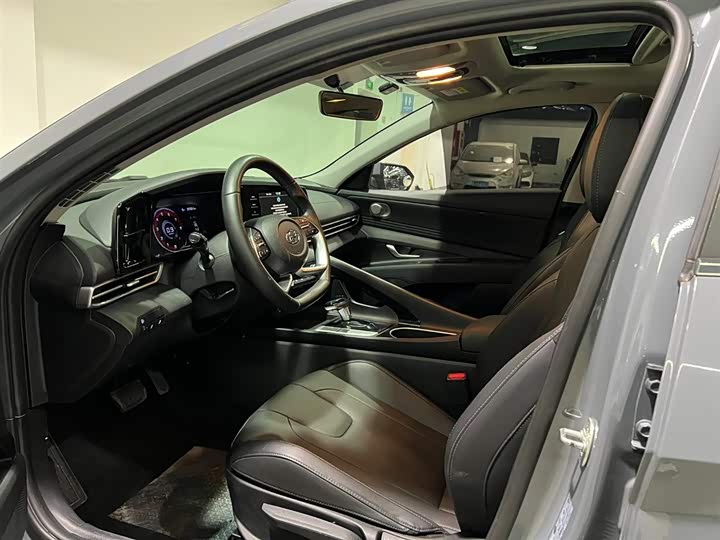 Фото 8 - Hyundai Elantra N line