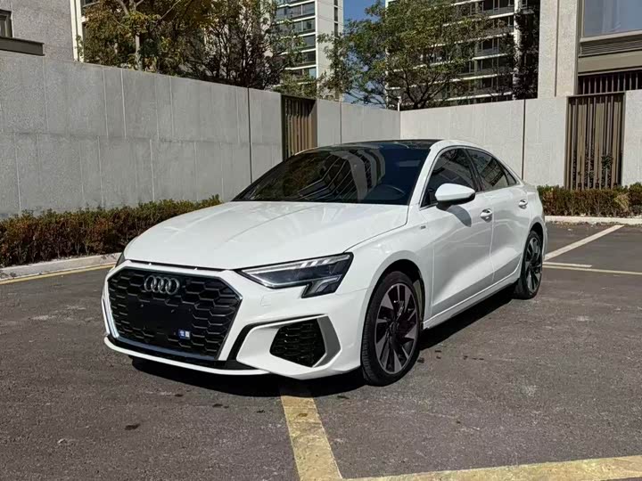 Фото 1 - Audi A3