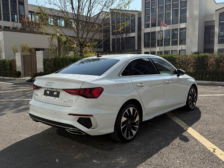 Фото 4 - Audi A3